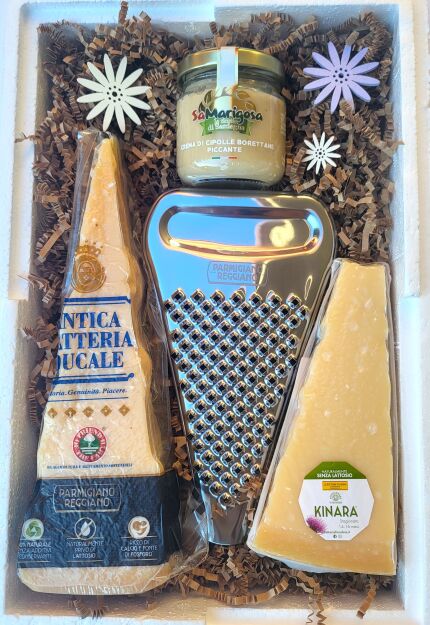 Zestaw serów dojrzewających z pikantnym kremem z cebulek