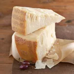 Parmezan 1,010 kg  (sezonowany 34/36 m-cy)