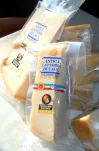Parmezan 1,010 kg  (sezonowany 34/36 m-cy)