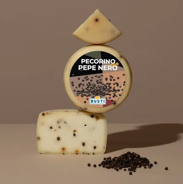 Owczy ser dojrzewający z pieprzem czarnym, Busti, ok. 280g (+/-11g)