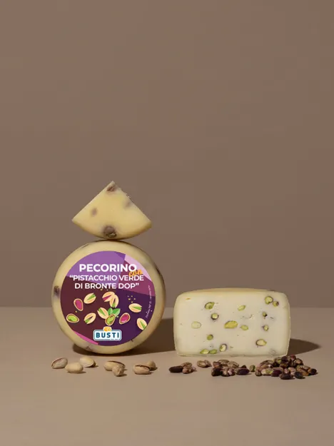 Owczy ser dojrzewający z pistacjami z Bronte DOP, Busti, ok. 310g