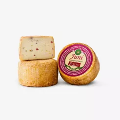 "Juni" - ser dojrzewający z jałowcem, 300g