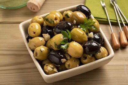 Oliwki czarne a zielone - czym się od siebie różnią?